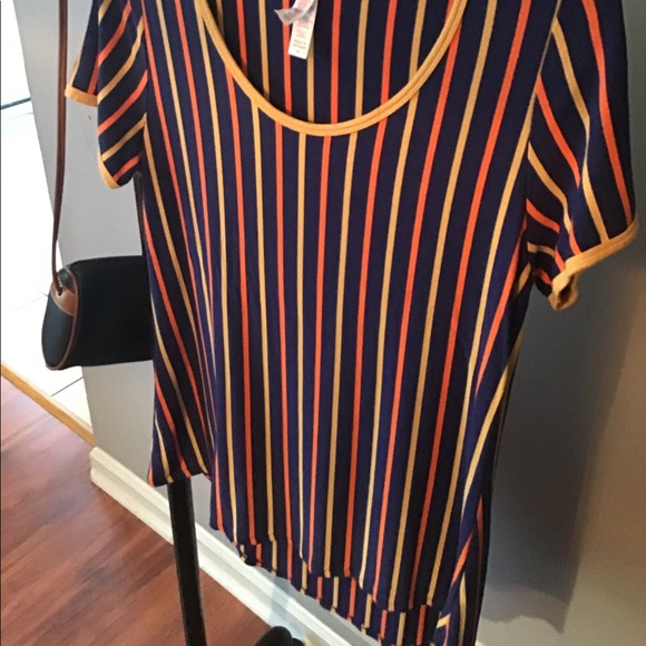 Lula Roe top - Picture 2 of 2